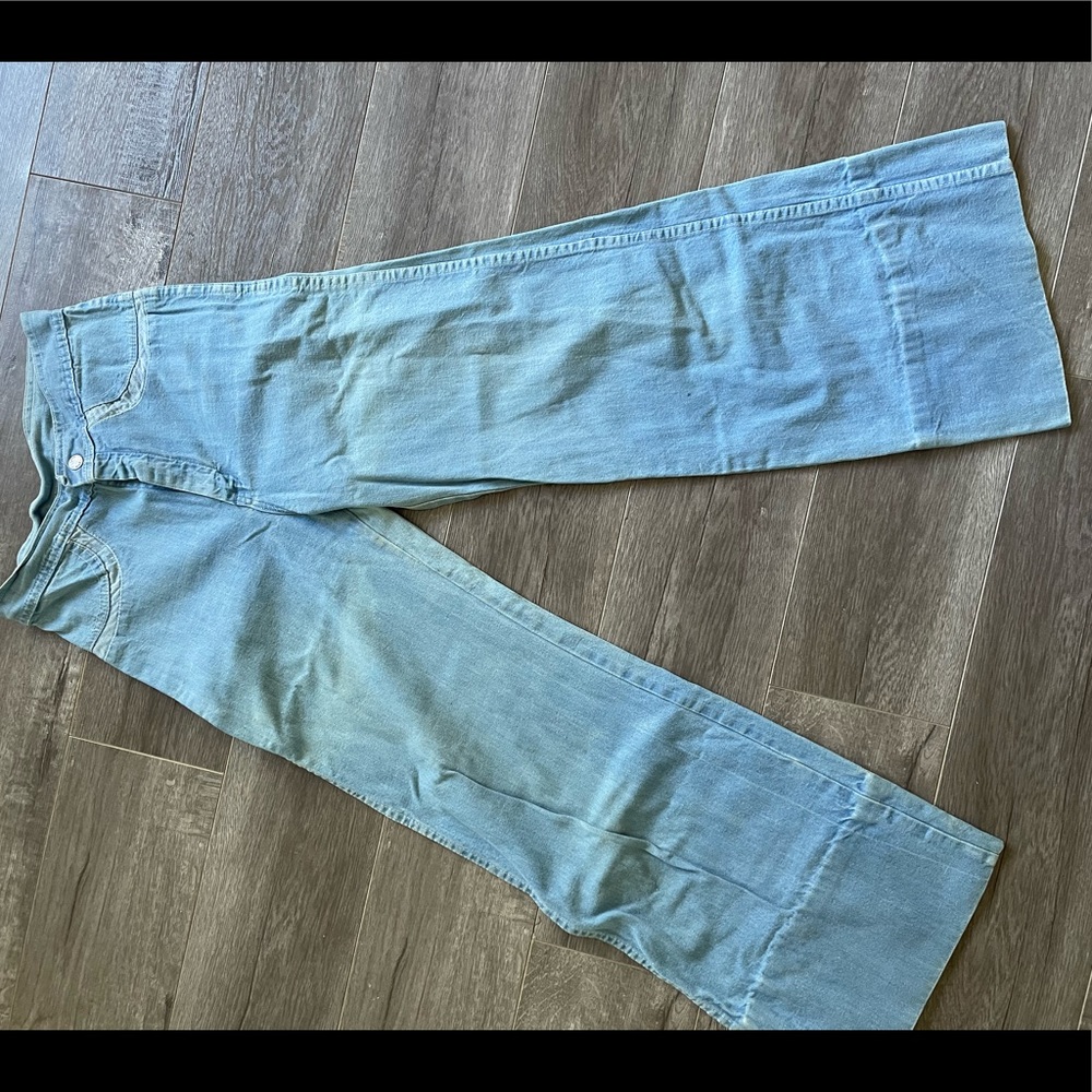 Mom‘s old vintage jeans (see photos for sizing!)